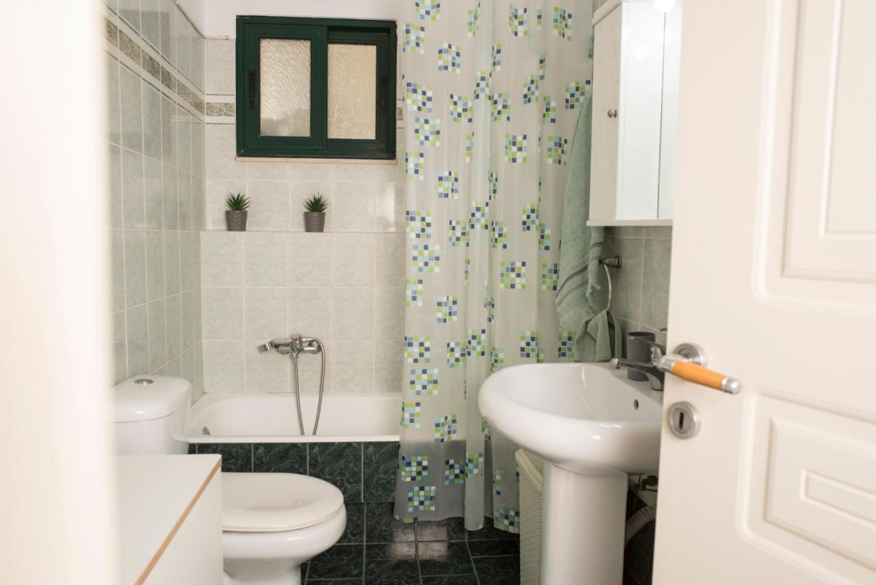 Maisonette With Garden In The Heart Of The Historical Kalamata Center Экстерьер фото