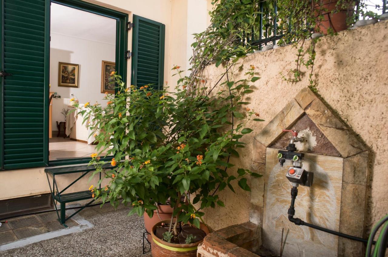Maisonette With Garden In The Heart Of The Historical Kalamata Center Экстерьер фото